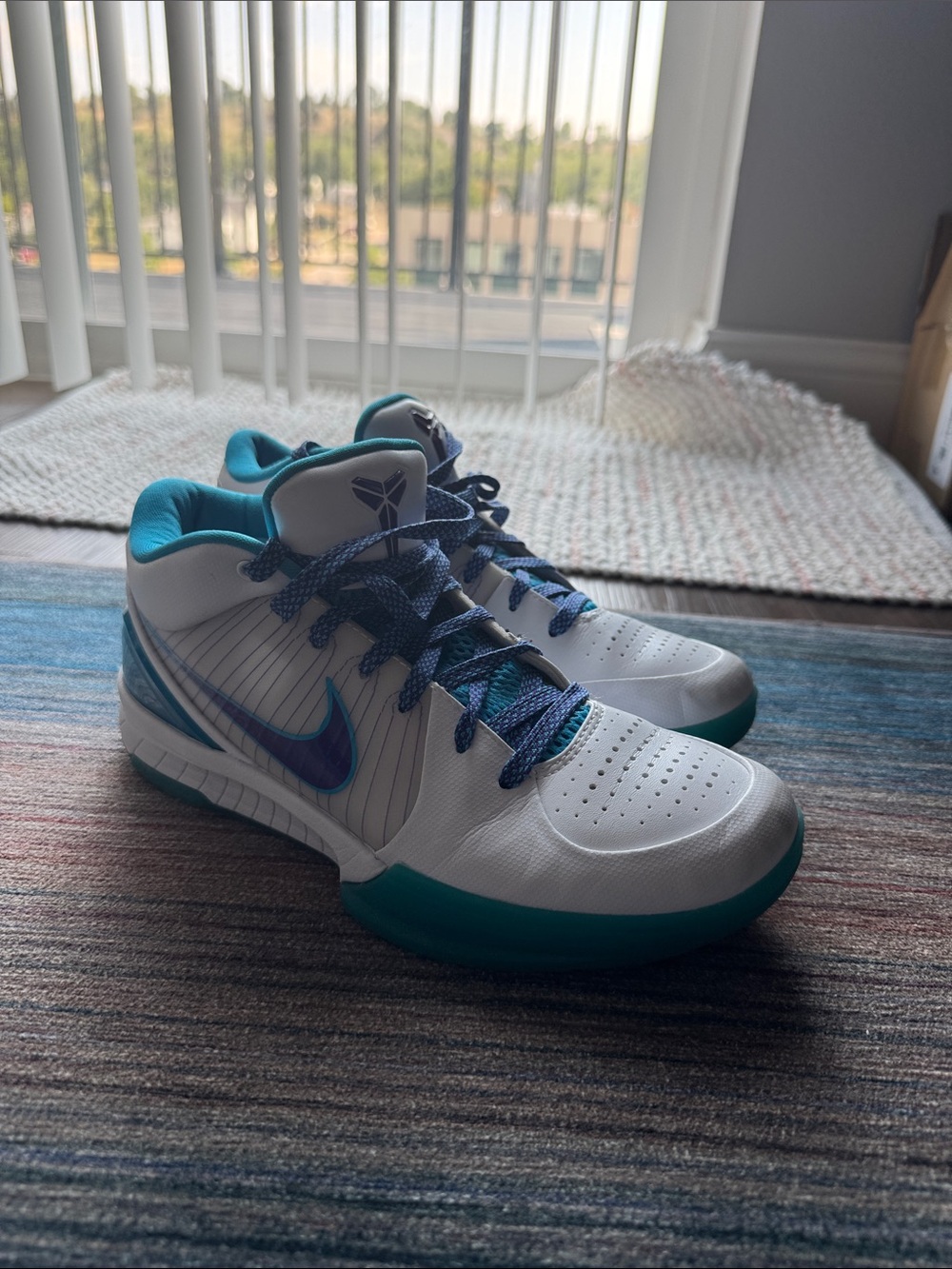 Nike Kobe 4 Basketball Shoes - Draft Day